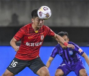 mk体育官网-沧州拒走老路最后2日连购5人 老萨选中爱将解顽疾