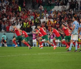 mk体育下载-【手记】咆哮的4万摩尔人联军，欢呼的西班牙记者