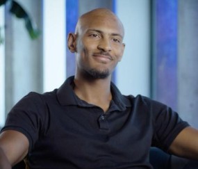 mk体育入口-阿莱揭抗癌心路：睾丸肿瘤无症状，年轻男性多检查