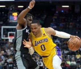 mk体育app-湖人输球詹姆斯心态不乱 已经习惯逆境下背负压力